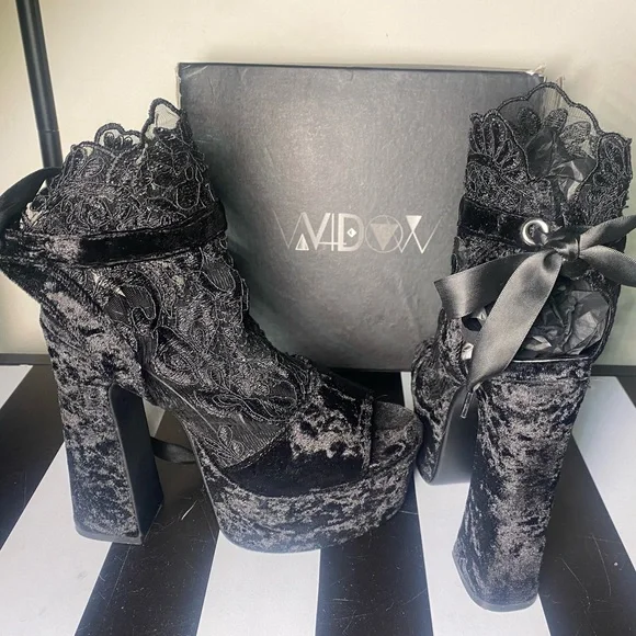 Dolls Kill Widow Stolen Heart Velvet Peep Toe Platform Heels - Picture 1 of 5